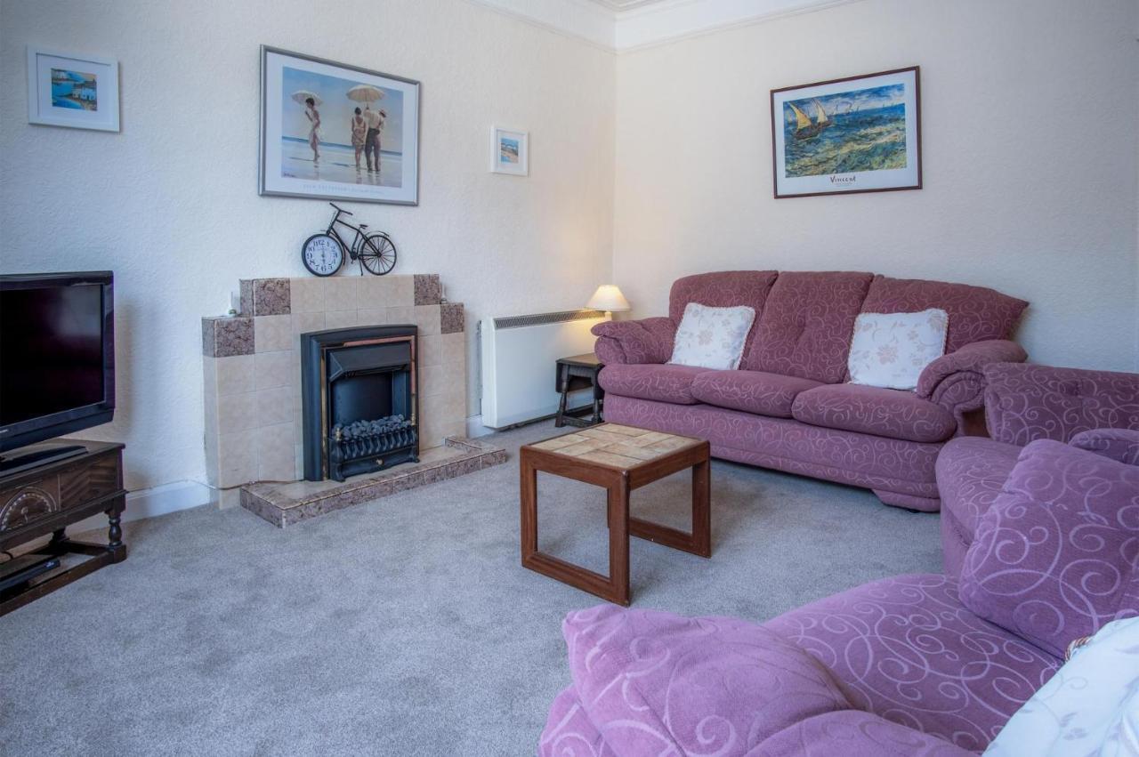 Dragons Den - 2 Bedroom Apartment - Tenby Exterior foto