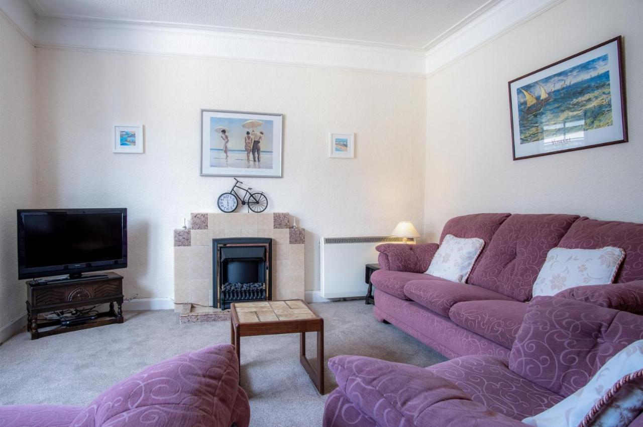Dragons Den - 2 Bedroom Apartment - Tenby Exterior foto